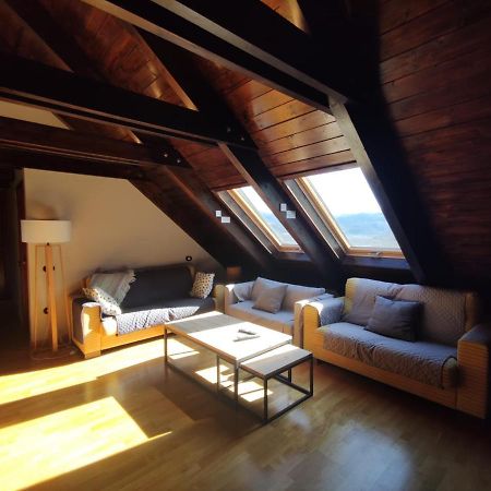 Апартаменти Inmocyma Casa Estrac Вілланова Екстер'єр фото