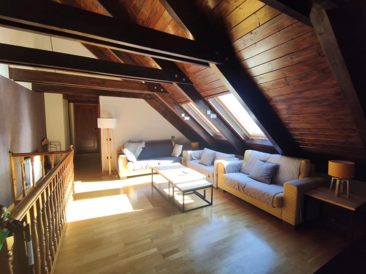 Апартаменти Inmocyma Casa Estrac Вілланова Екстер'єр фото